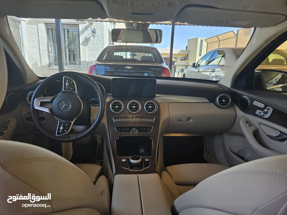 Mercedes-Benz C-Class 200 2019    Exclusive 4MATIC 54000KM