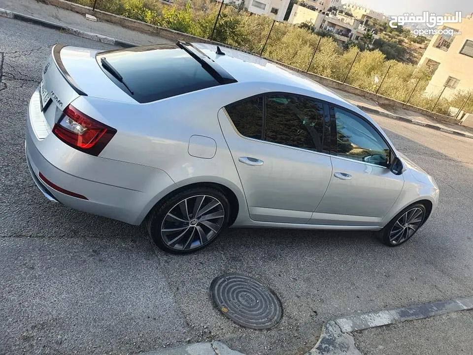Skoda لورين&كلمنت
