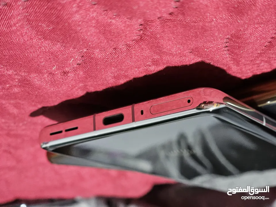 OnePlus 12 بحاله ممتازه قابل للتفاوض