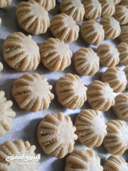 كعلك العيد وطبخات جاهزة للطبخ