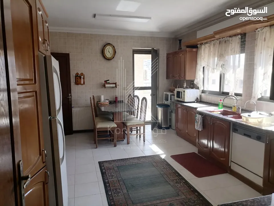 شقة مميزة للبيع في دير غبار