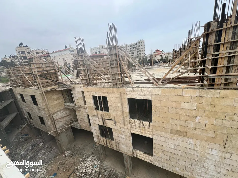 شقة للبيع التسليم قريبا مع امكانية الدفع خارج البلاد