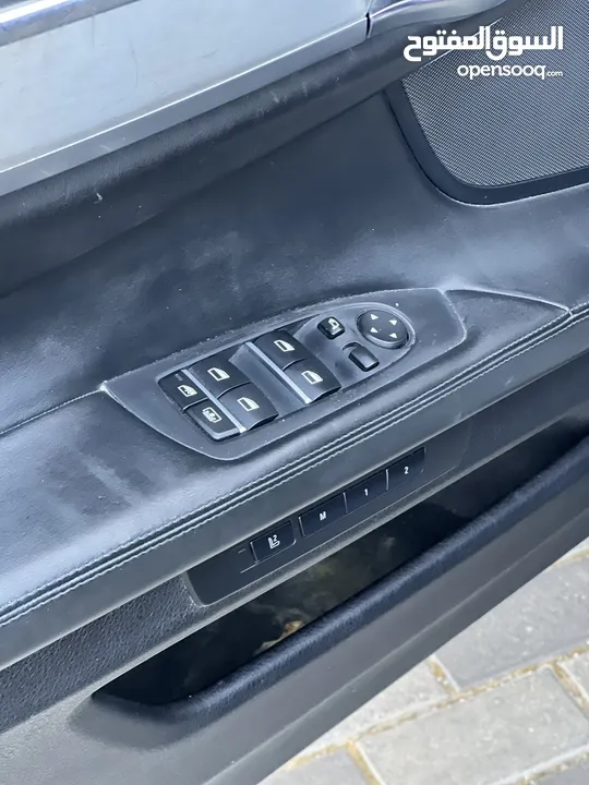 BMW750i long