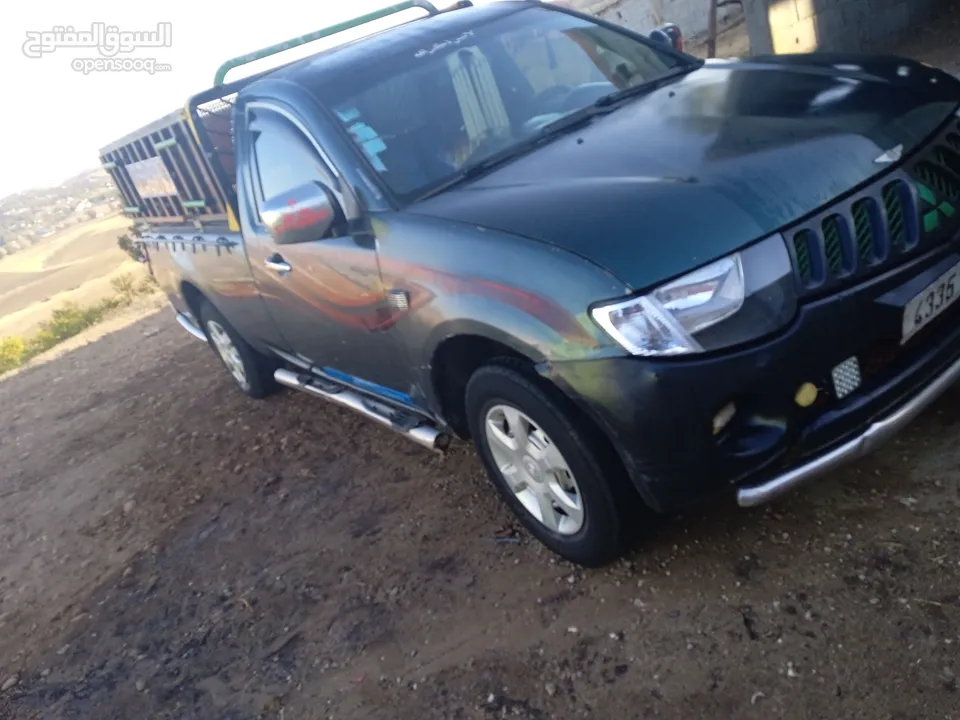 Mitsubishi L200