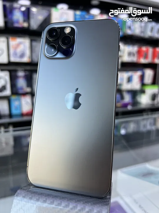 iPhone 12 Pro (256) GB ايفون 12 برو  256 جيجا مستعمل بحالة ممتازة  غير مصلح او مغير اي قطع نهائياً.