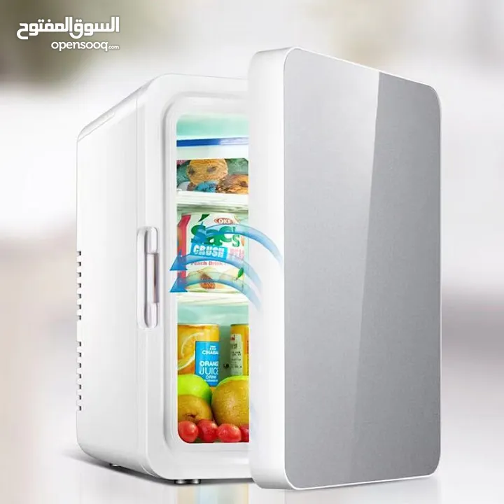 ثلاجه بيبي متنقل داخل المنزل و السياره  حافظه تبريد  هوائيه بواسطة مروحه داخليه لحفظ الادويه و مكياج