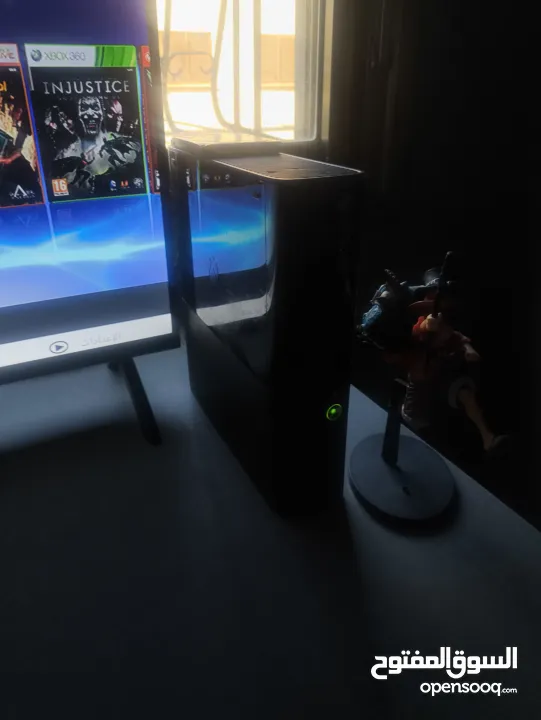 xbox360 مجدد مهكر مع ايد و250 لعبة من افضل الالعاب وكونيكت السعر 550 شيكل غير قابل للتنزيل