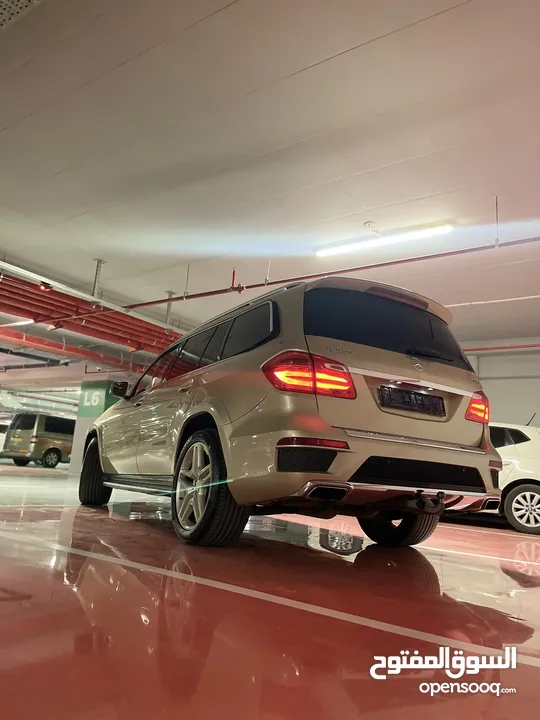 الحبة التادرة و المميزة gl 500 بنزين ماتور 4700 ضبل تيربو بحالة الوكالة