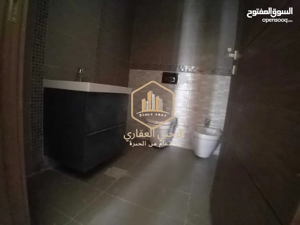 شقة / للايجار / لم تسكن / فاخرة / 3نوم / ديرغبار / 220 متر