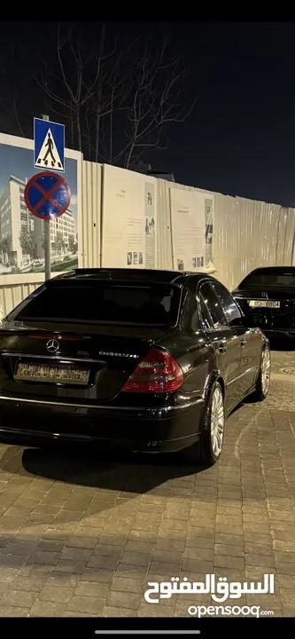 مرسيدس ‏E200 2005 أفنجارد  فل الفًل فحص ثلاثة جيد ضربة وسط الشاصي يعني تعتبر أربعة جيد