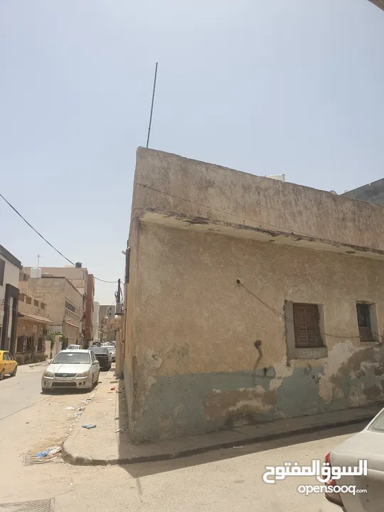 أرض سكنية للبيع 134 متر في مدينة طرابلس منطقة السبعة داخل المخطط طريق أربع شوارع سيمافرو