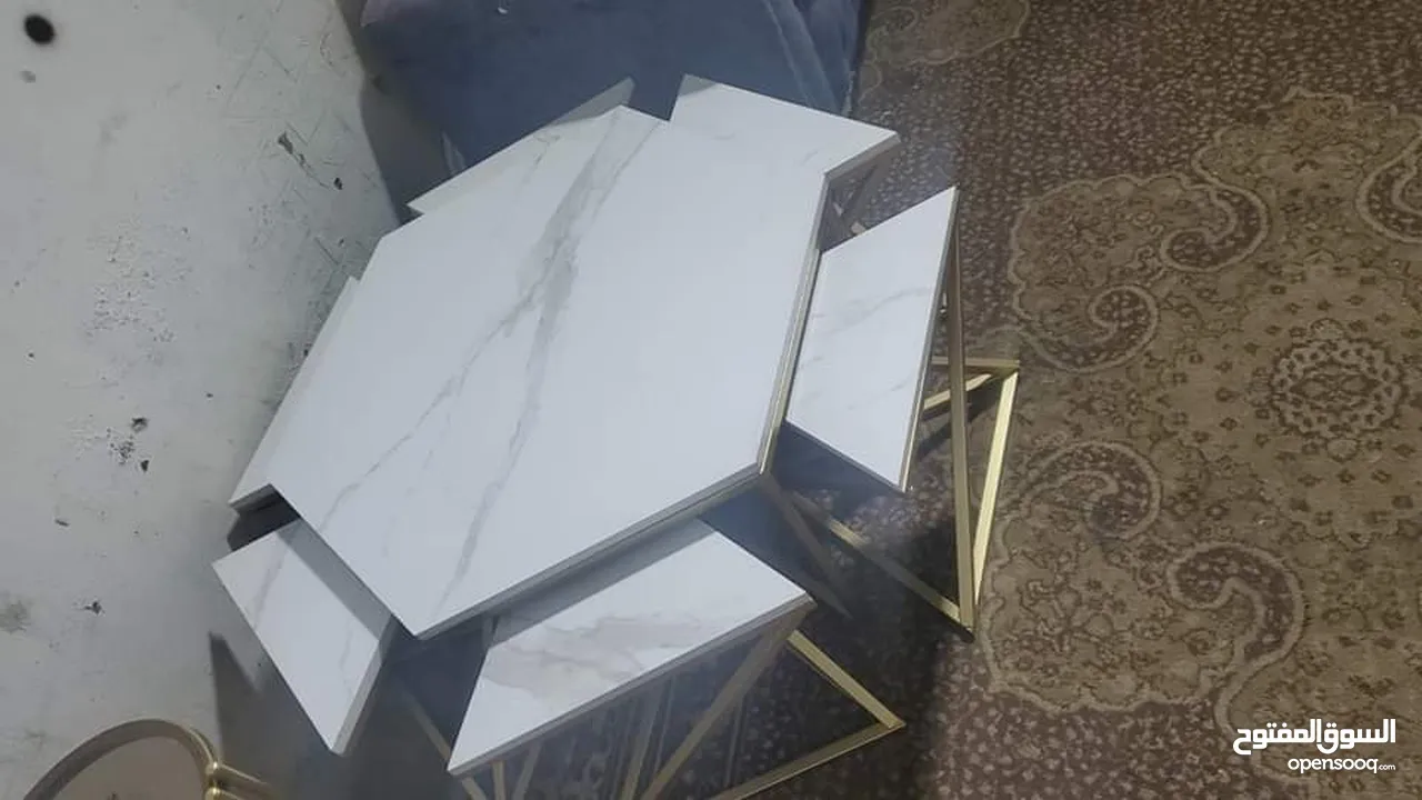 طرابيزات حديد باسعار مميزه لون ذهبي و فضي كل موديل الو سعر مختلف