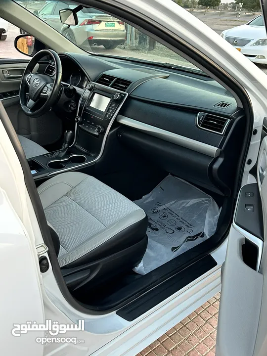 كامري توصياتك مجموعه SE اللون ابيض داخل اسود  ماشيه سياره 124 حادث بسيط جد بدون خروج الارباك