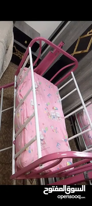 سرير اطفال