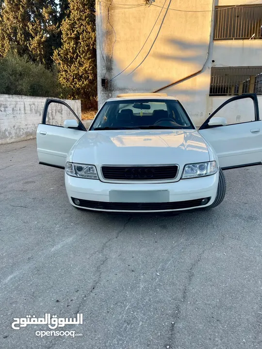 آودي A4 موديل 2000 ماتور 1800 بنزين للبيع السعر 24000
