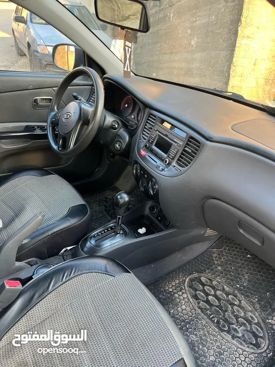 كيا ريو 2011