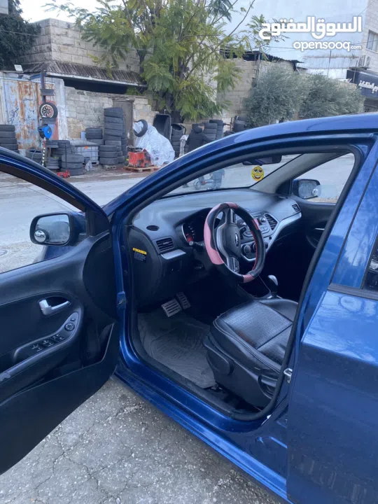 كيا مورنينج ترخيص 2015 باللون المميز عداد قليل فحص نخب اول ولا ضربة ولا حتى بلاطة فل بدون فتحة