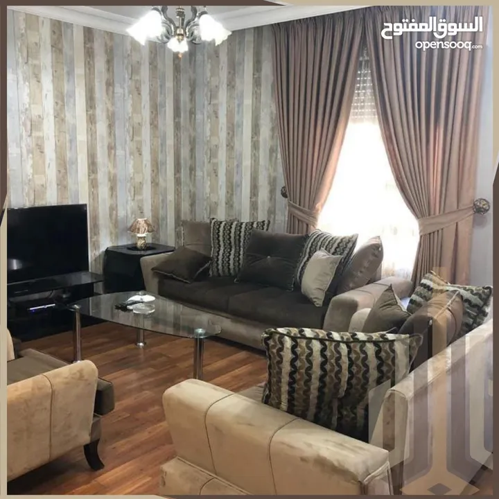 شقة طابق ثاني مفروشة  للايجار في عبدون مساحة الشقة 100م