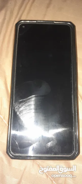 انفنكس هوت10 استعمال فقط.8اشهر مع البكيت وشاحن و يفعل 40فريم ل ببجي