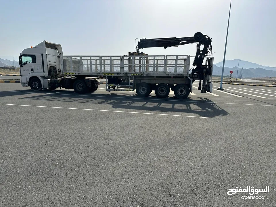 شاحنة كرين ورافعة طابوق شبه جديدة ونظيفة للبيع Crean block Trailer for Sale