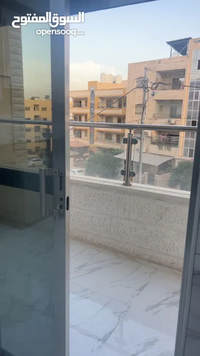 شقه للايجار شارع الوينك / خلف الواو ماركت ارجو التواصل واتس اب