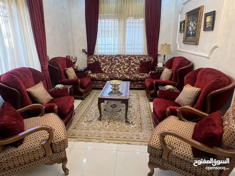 غرفة ضيوف مع سفرة مع جميع توابعها للبيع