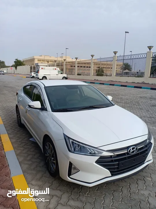 هيونداي افانتي 1.6 4 سلندر وارد كوردي مواصفات خليجي بحالة  ‏Hyundai Avante 2019 engine 1.6 V4