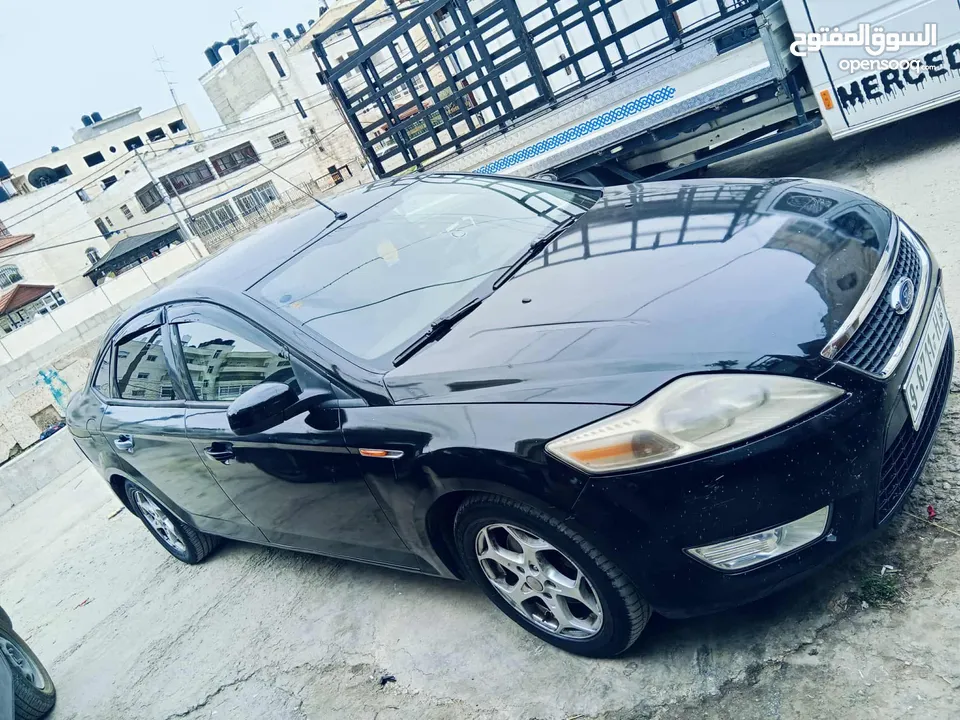 فورد مونديو