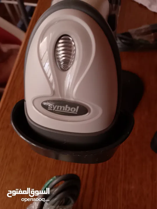 قارئ باركود barcode  فرد سكان باركود