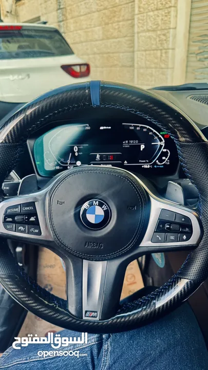 Bmw330e  ضياء