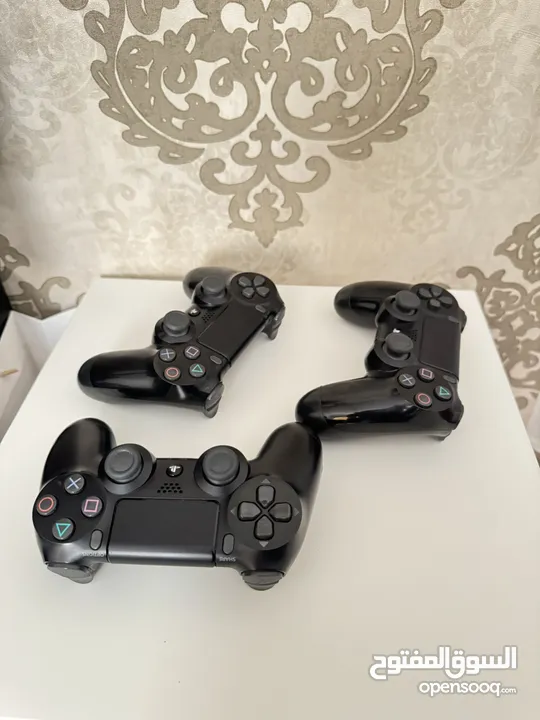 إيد بلايستيشن4  ذراع تحكم بلايستيشن4 playstation4 controller  مستعمل بحال الوكالة نظيفة جدا عالفحص