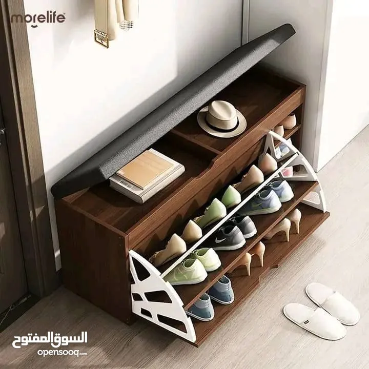 حل مثالي لترتيب مدخل بيتك   خزانة أحذية مع مقعد مريح، قطعة تجمع بين العملية والأناقة بوقت واحد.