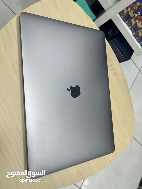 Apple MacBook i7 2018 16GB 256GB