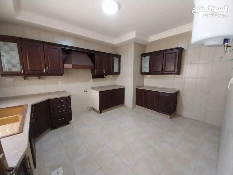 شقة غير مفروشة للإيجار ( Property 38542 )-174960150