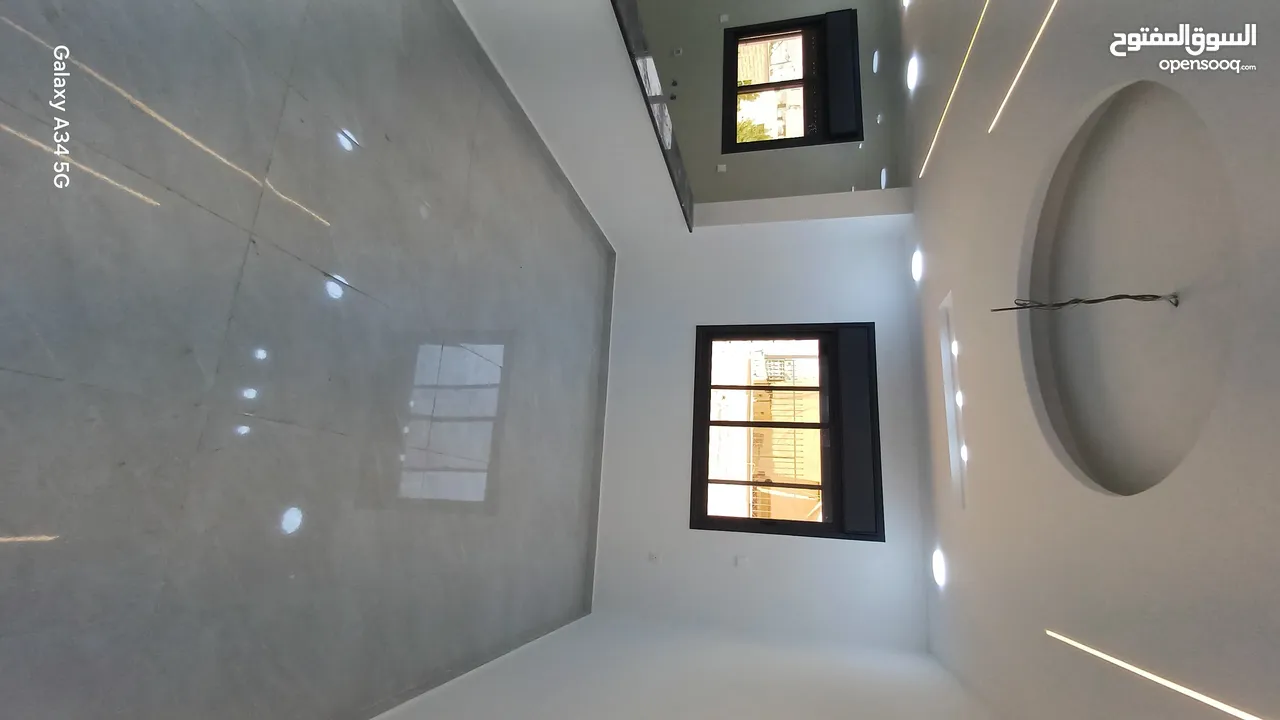 شقة فاخرة للبيع التامنة ط2هندسي 155م + تراس ومصعد