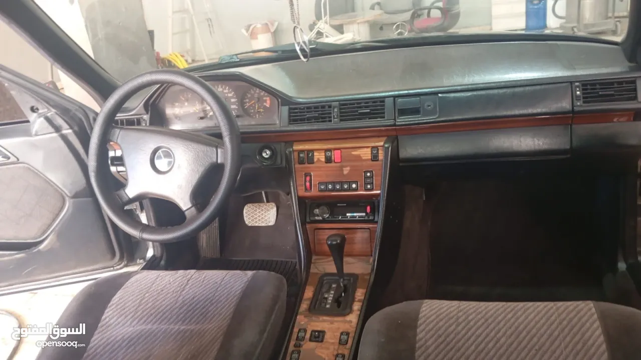 مرسيدسE230 بنزين