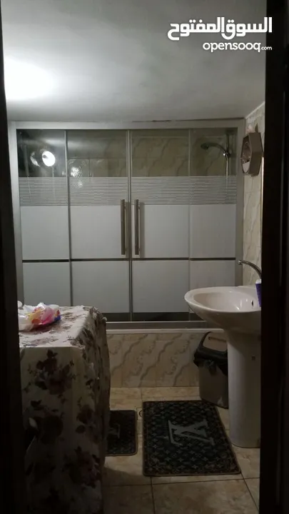 شقه للبيع طابق اول حي رمزي البان ريف جرش