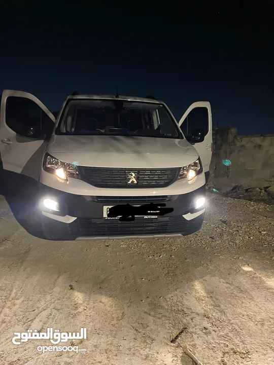 بيجو ريفتر 2022 ترخيص 23