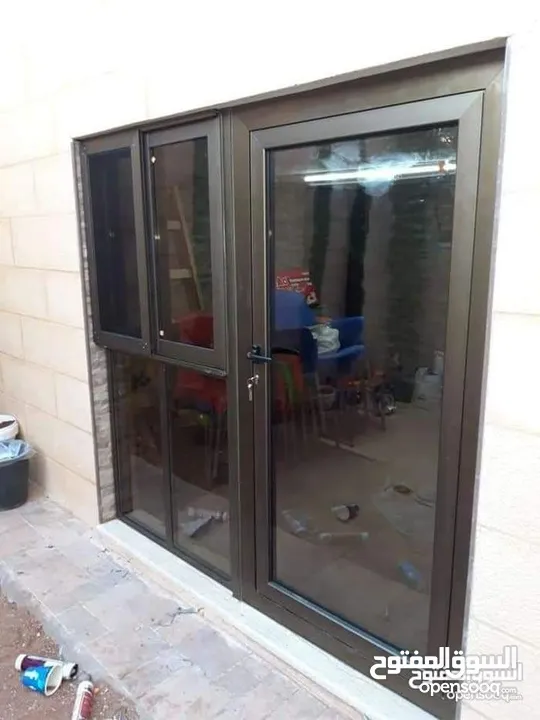 أعمال الألمنيوم شبابيك مقطع فلسطيني وخاص وكيرتن وال وفولدينج وسكوريت وسكاي لايت والكبوند والصيانة