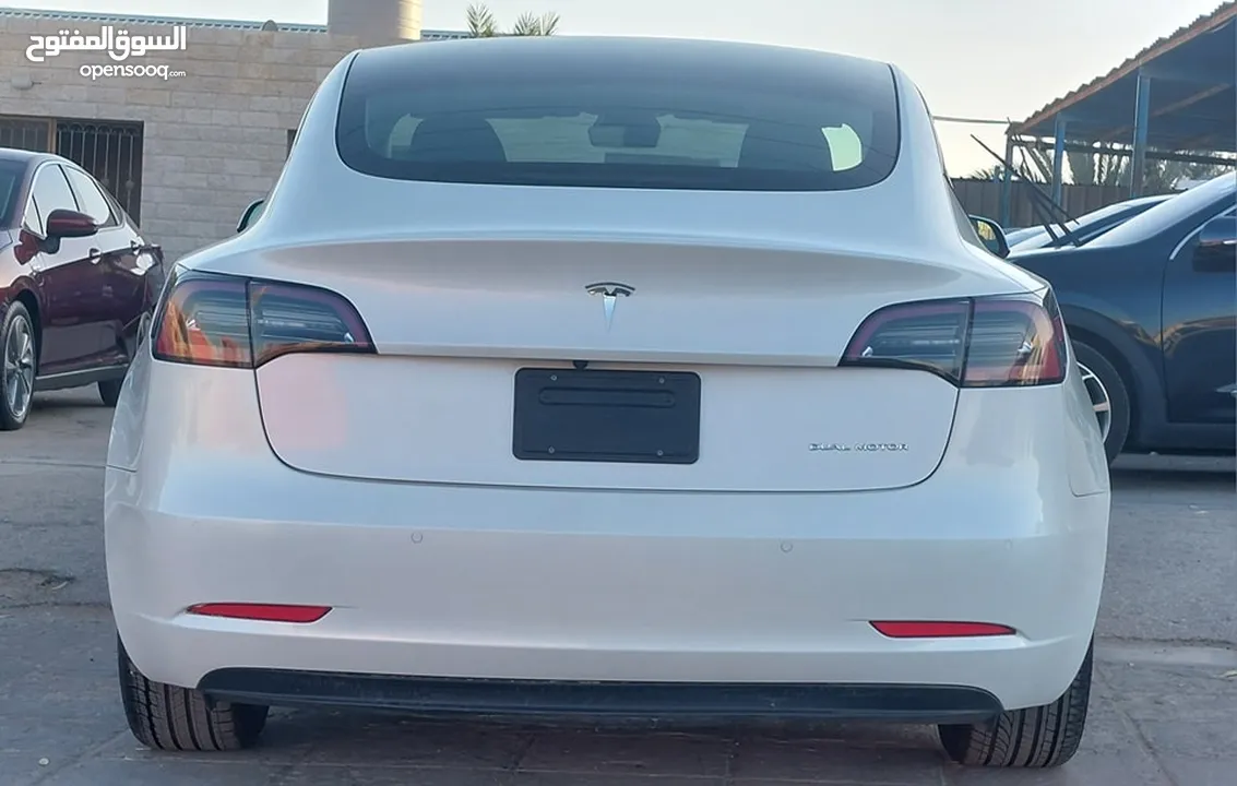 Tesla 2021 Dual Motor Long Range