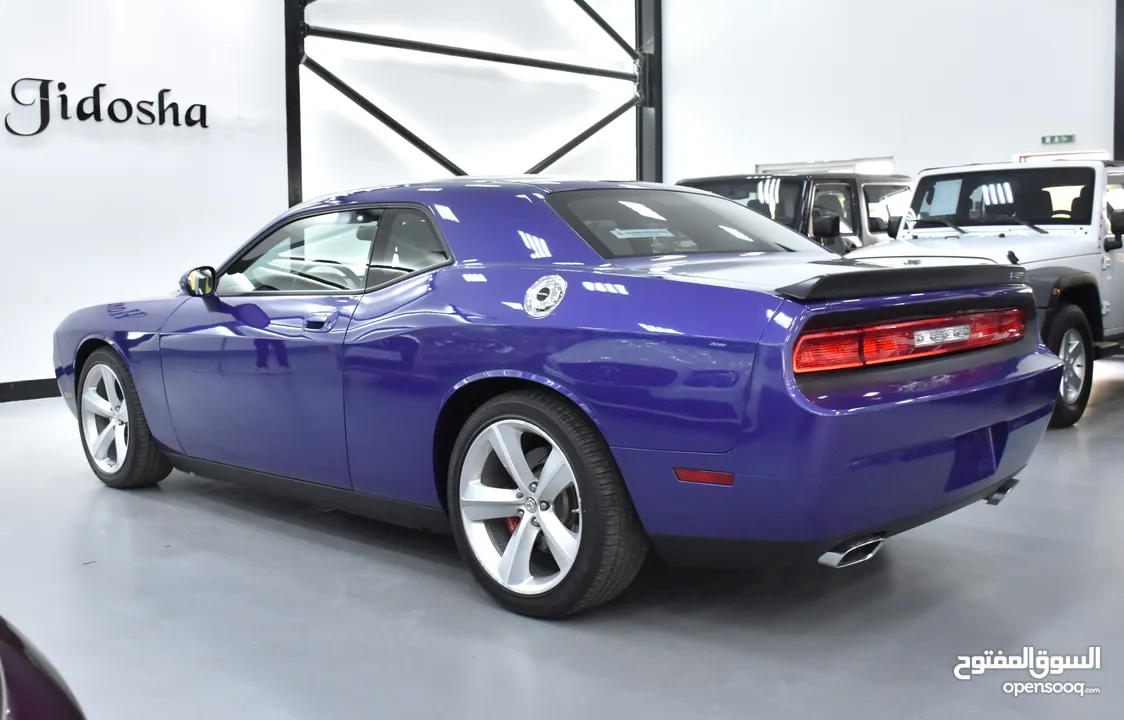 ONE and ONLY in the WHOLE REGION! SAME LIKE BRAND NEW CAR! Dodge Challenger SRT8 6.1 HEMI \ 2010-GCC