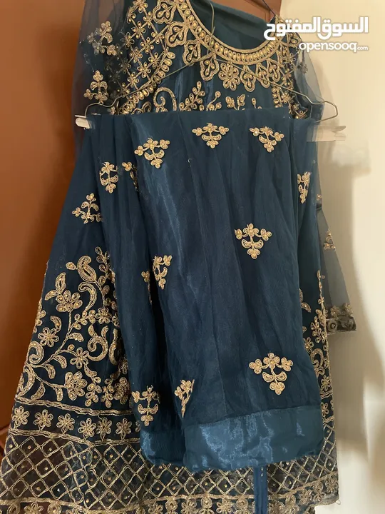فستان هندي عباره قميص طويل ومع تنوره وشال - Opensooq