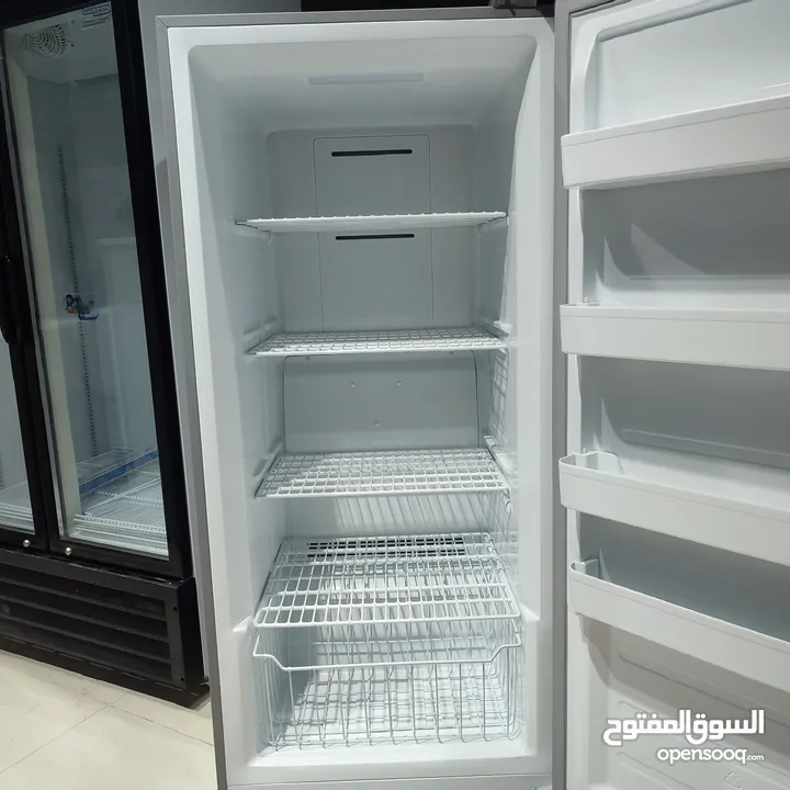 warehouse stock freezer and fridge are available for sale