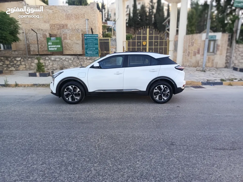 نيتا يو برو 2022 مع فتحه بانوراما بحاله الوكاله