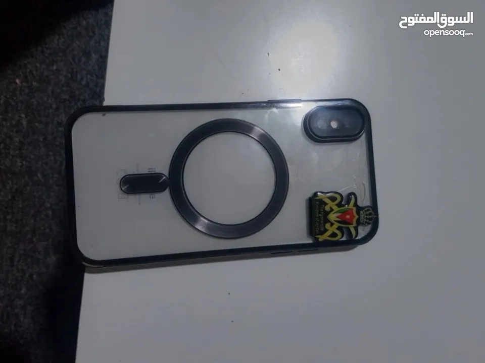 ايفون بحاله ممتازه