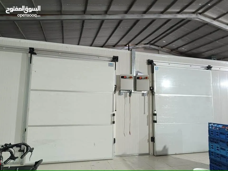 غرف تبريد و تجميد مستودعات تبريد ثلاجات مولات و سوبر شيلارات تكييف مركزي انفاق تجميد مصاعد صناعية