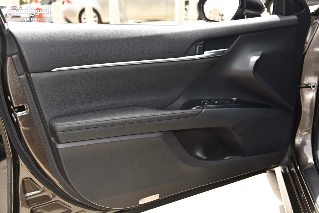تويوتا كامري ليميتد هايبرد Toyota Camry Limited Hybrid 2020