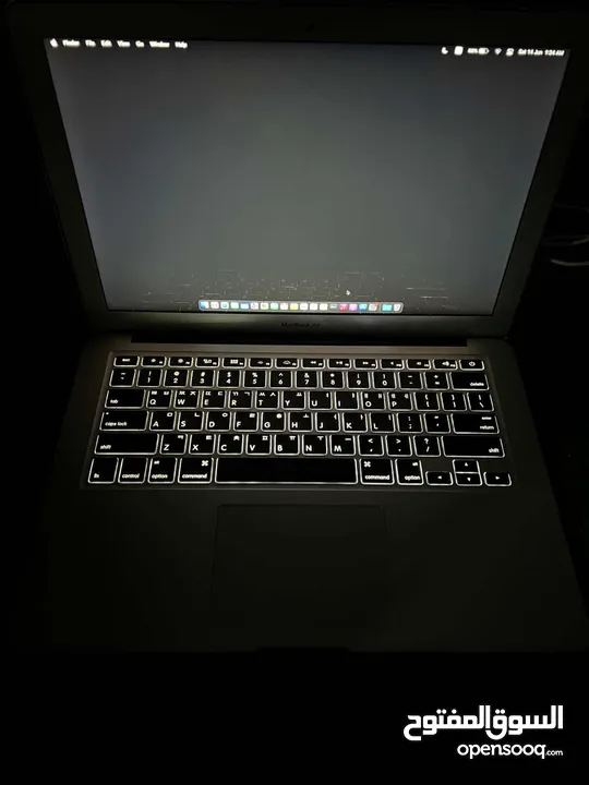 Macbook Air 2017مستعمل بحاله ممتازه ونظيف جدا عليه نظامين الماك و الويندوز