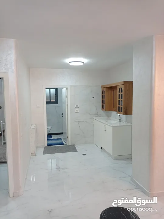 شقه للبيع راس الجوره دوار مرارعمارة الصفا