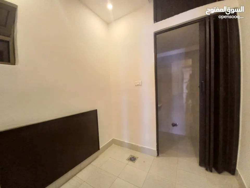 Unfurnished Apartment For Rent In Deir Ghbar  ( Property 35234 )-174805084